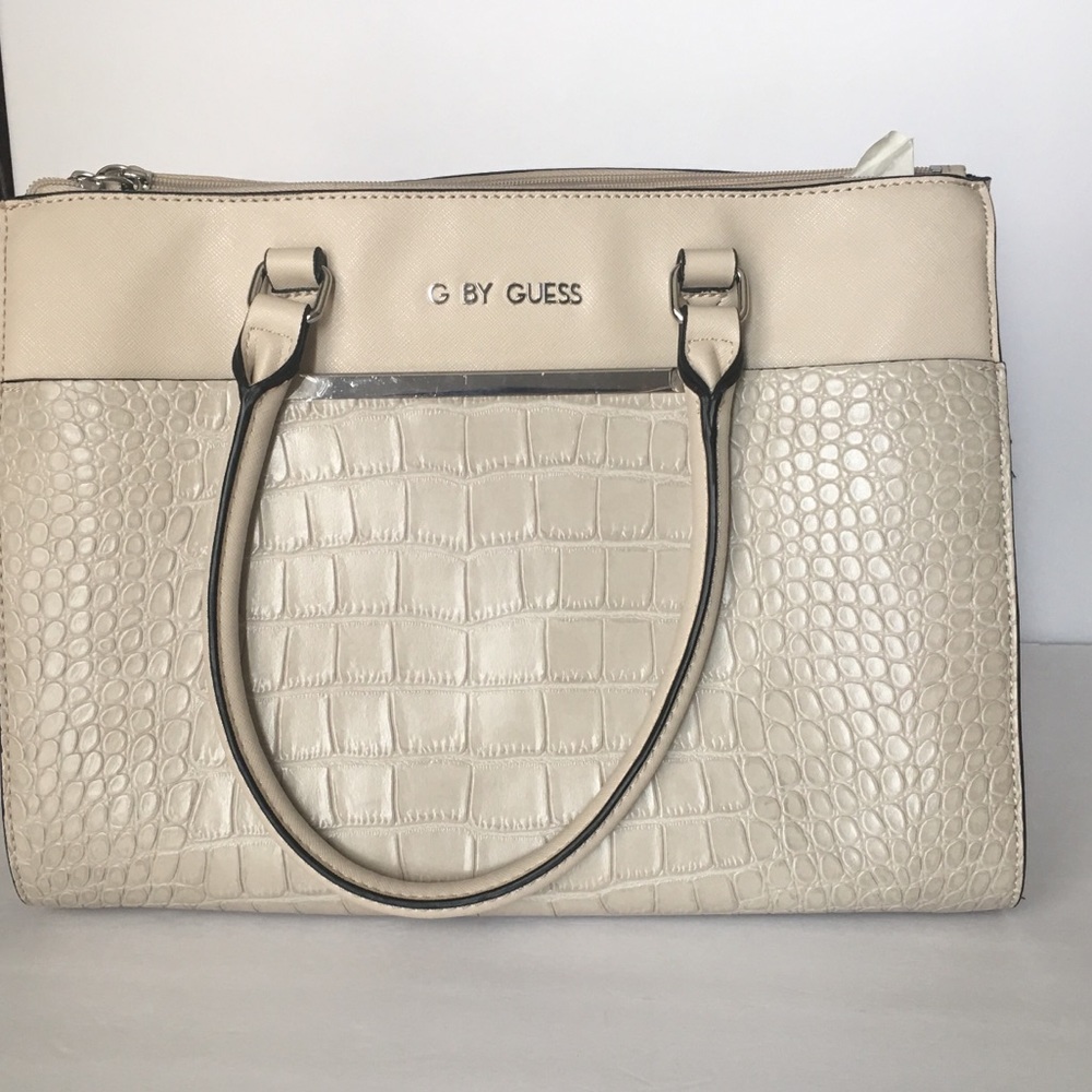 G by Guess shoulder bag
